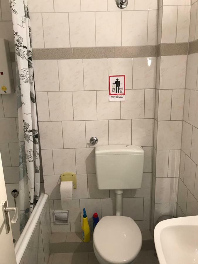 Ferienwohnungen In Moenchengladbach Luaran gambar