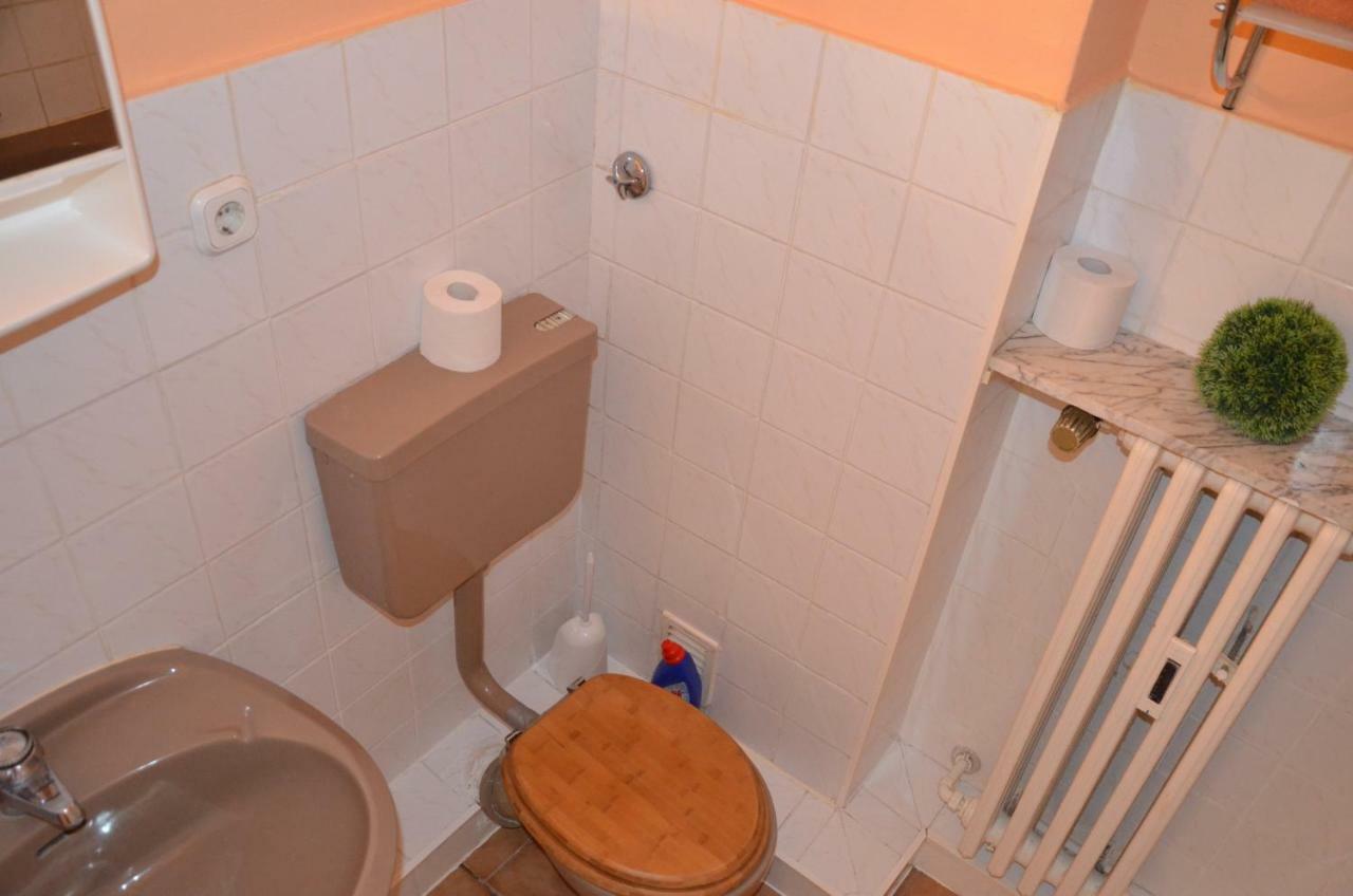 Ferienwohnungen In Moenchengladbach Luaran gambar
